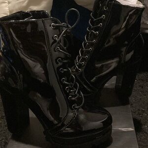 Fashion Nova Glossy Black Lace-Up Boots
